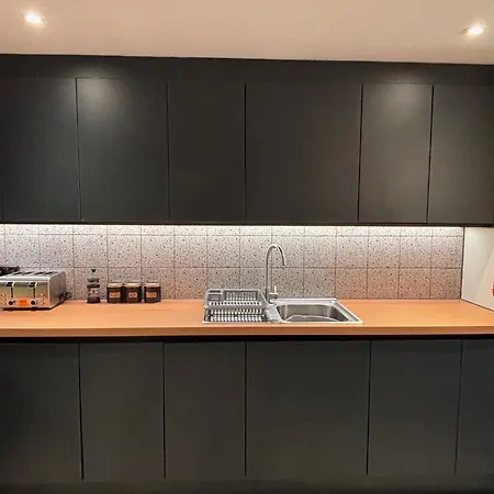 Apartamento Port On The Square Five Bedroom Flat *